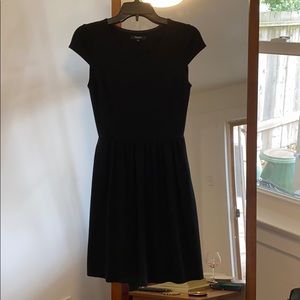 Madewell Black Stretch Fit Flare Cap Sleeve Dress